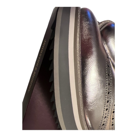 Johnston & Murphy NWT Size 9 1/2 Gracelyn Lace Up Silver - Picture 3 of 7